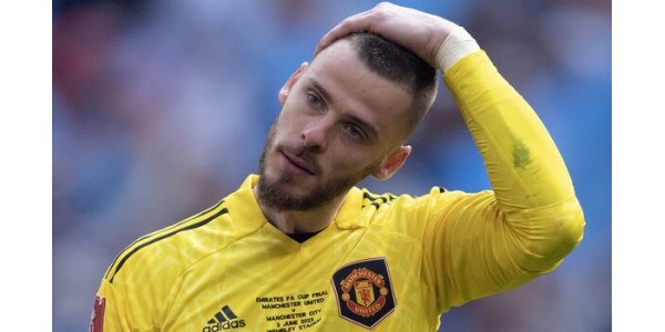 Erik ten Hag chce, aby David de Gea sám opustil Manchester United